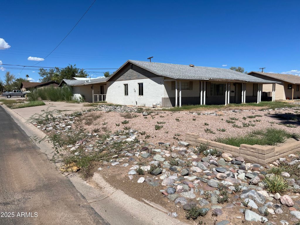 Photo of 784 W Central Avenue, Coolidge, AZ 85128 (MLS # 6934716)