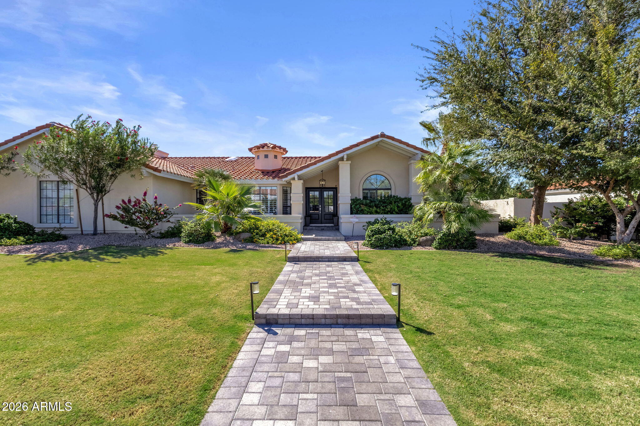 10865 E POINSETTIA Drive