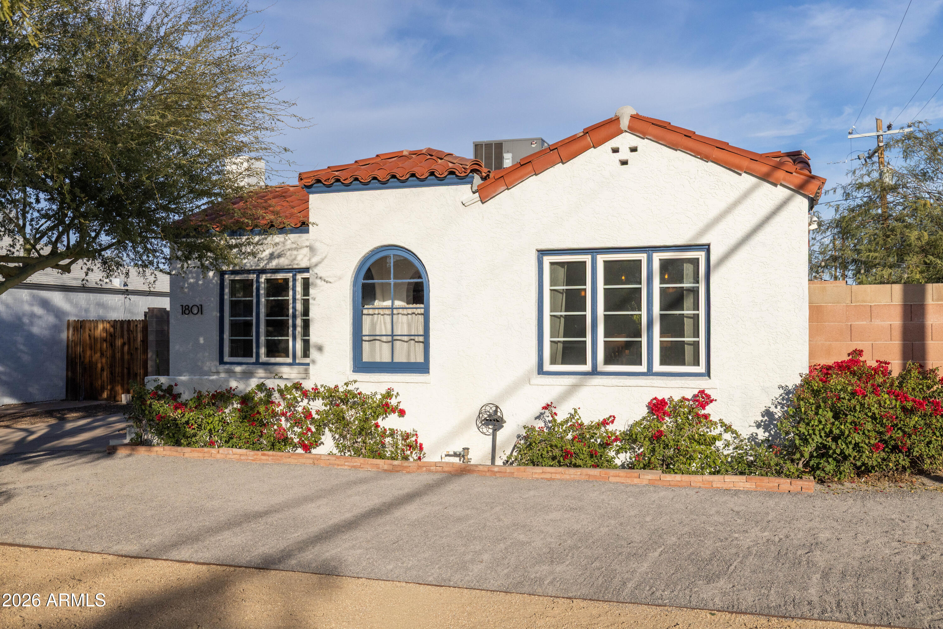 1801 N DAYTON Street