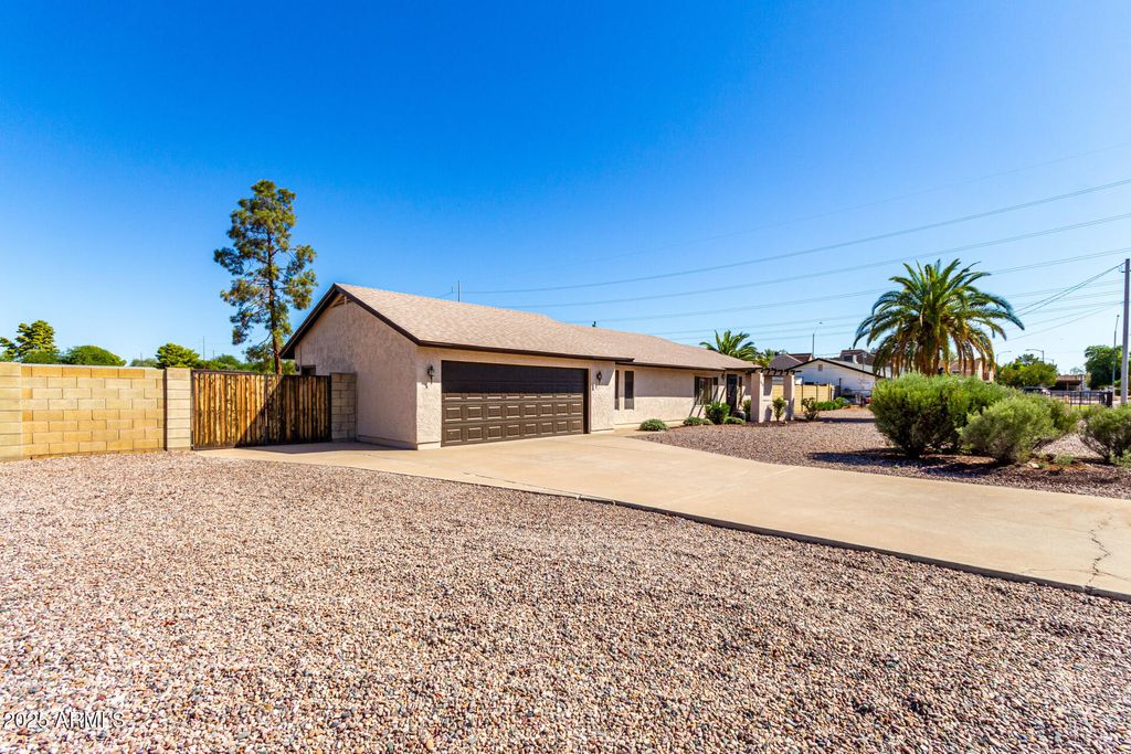 Photo of 3514 W Morrow Drive, Glendale, AZ 85308 (MLS # 6925818)