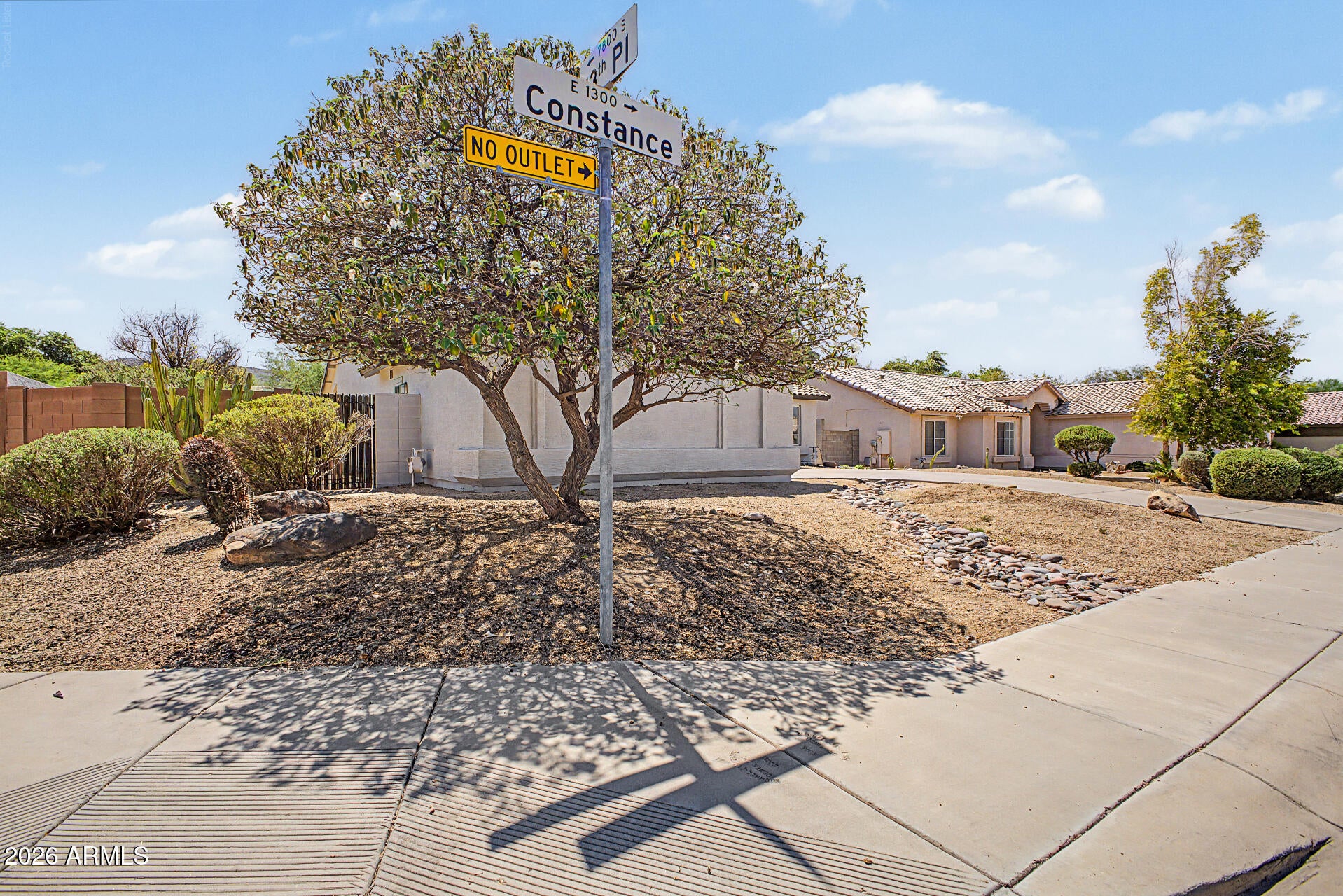 1325 E CONSTANCE Way