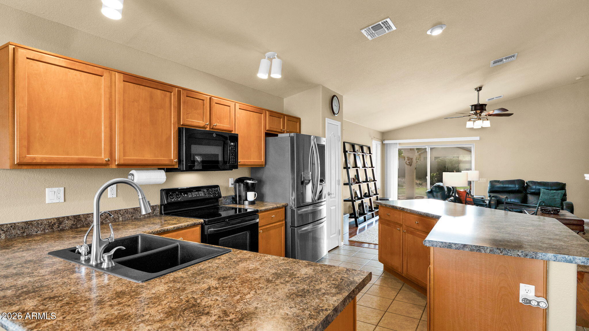 3061 E CHERRY HILLS Place