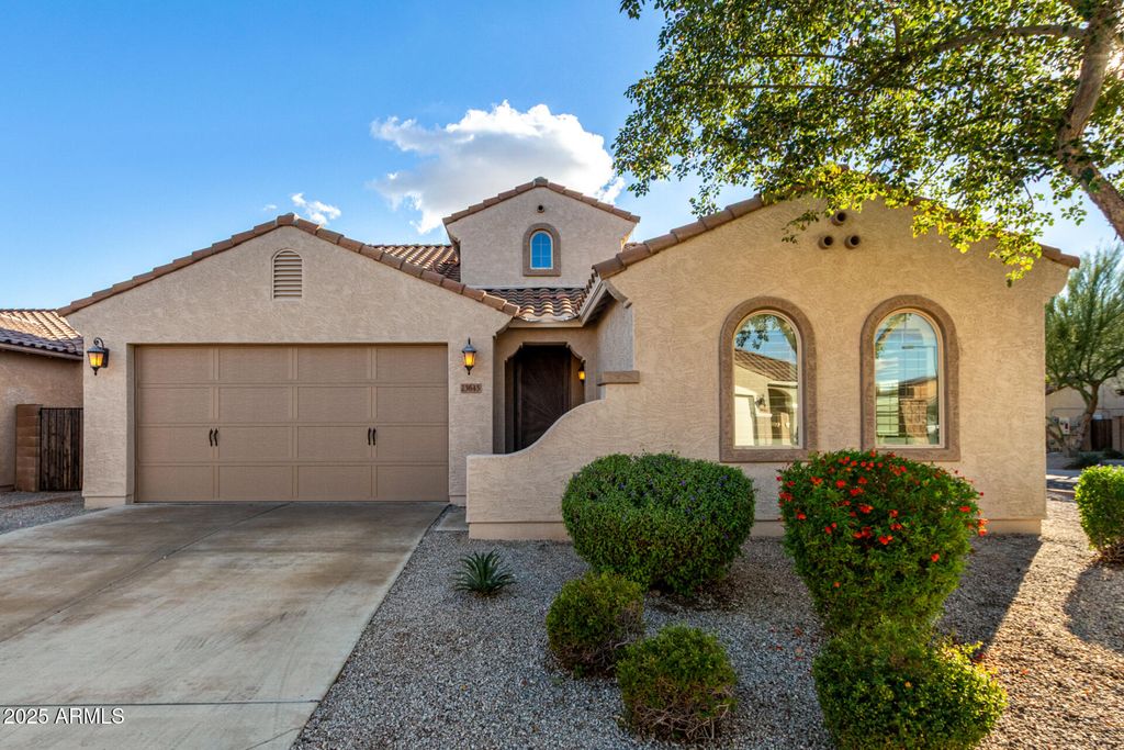 Photo of 23645 W Hopi Street, Buckeye, AZ 85326 (MLS # 6950257)