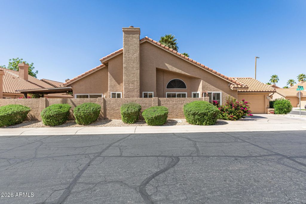 Photo of 9293 E Sutton Drive, Scottsdale, AZ 85260 (MLS # 6994374)