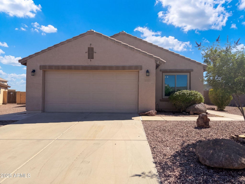 Photo of 859 W Desert Seasons Drive, San Tan Valley, AZ 85143 (MLS # 7093558)