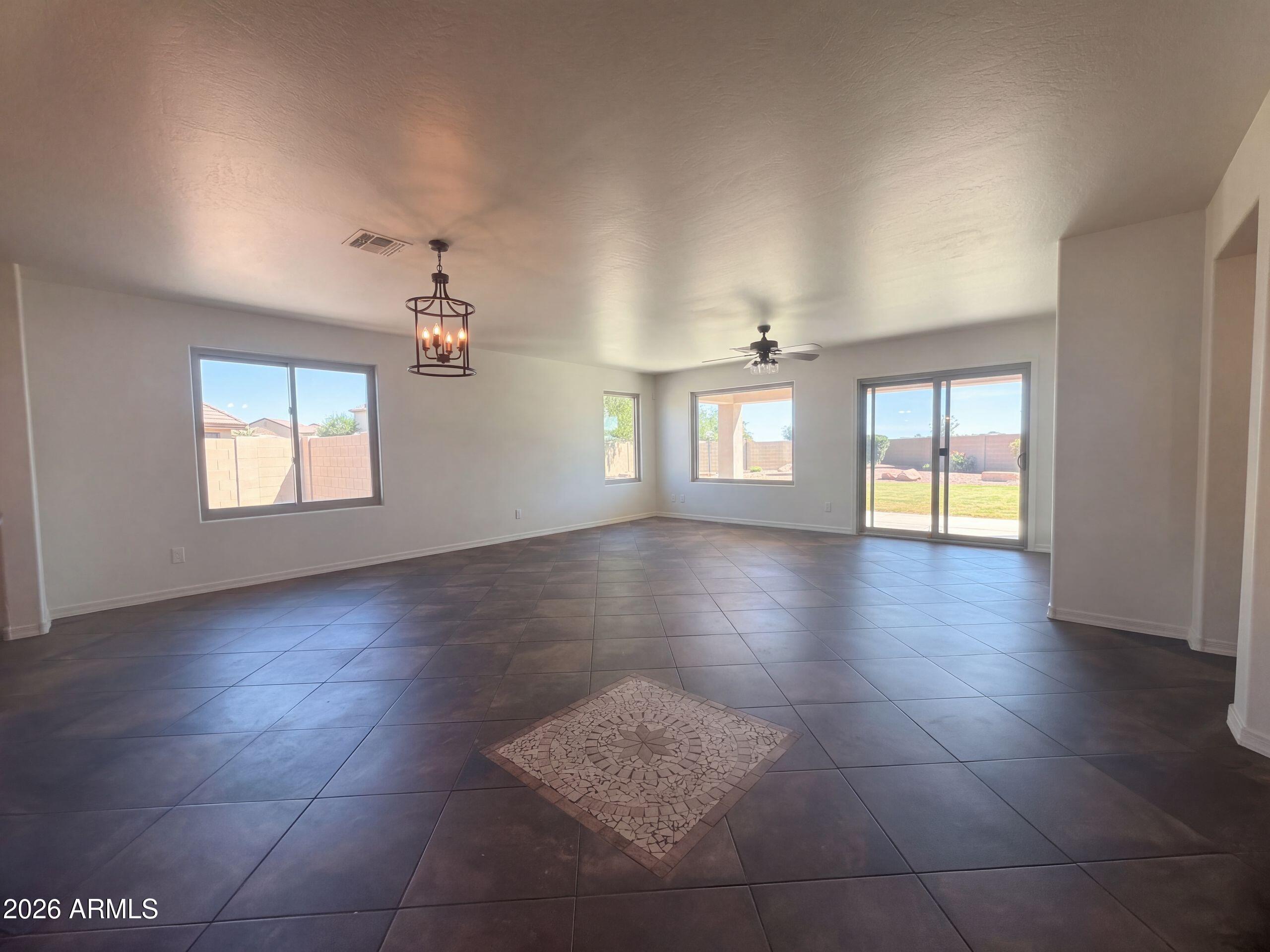 859 W DESERT SEASONS Drive