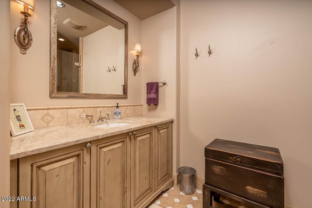 Montelucia Luxury Villas at La Posada - Residential