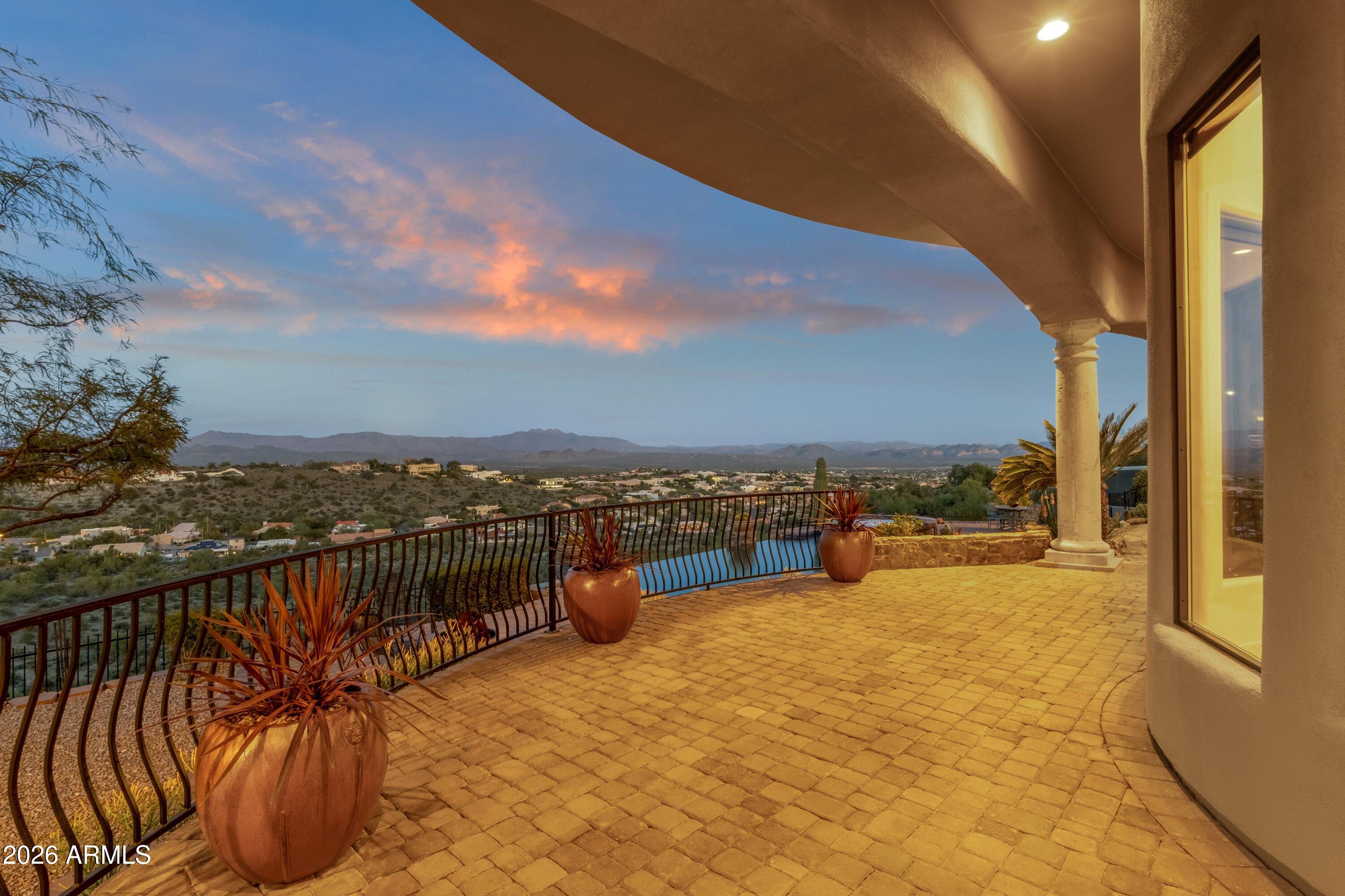 FOUNTAIN HILLS ARIZONA NO. 506-C BLOCK 2 LOTS 10 T - Residential