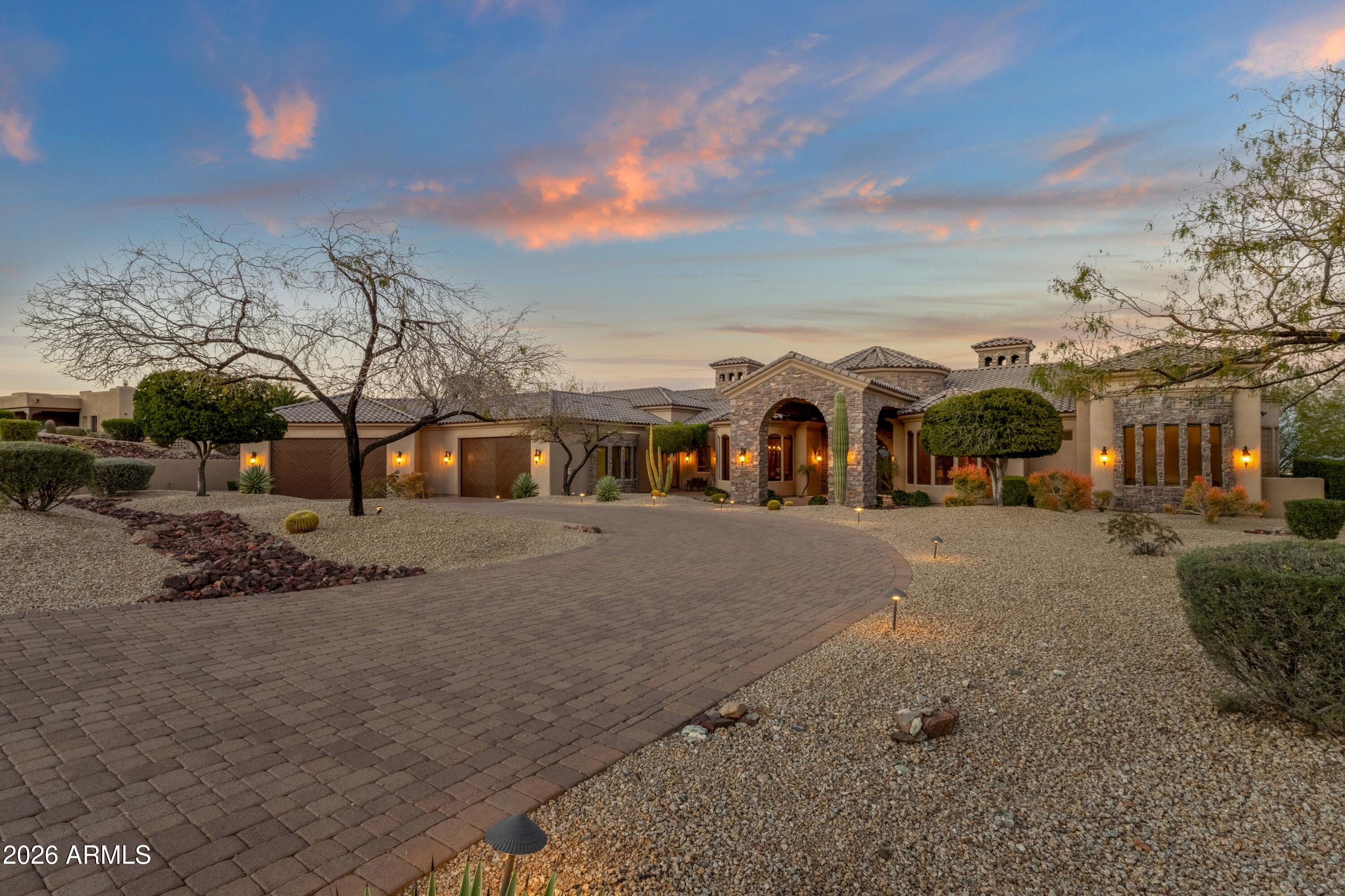 15855 N CERRO ALTO Drive