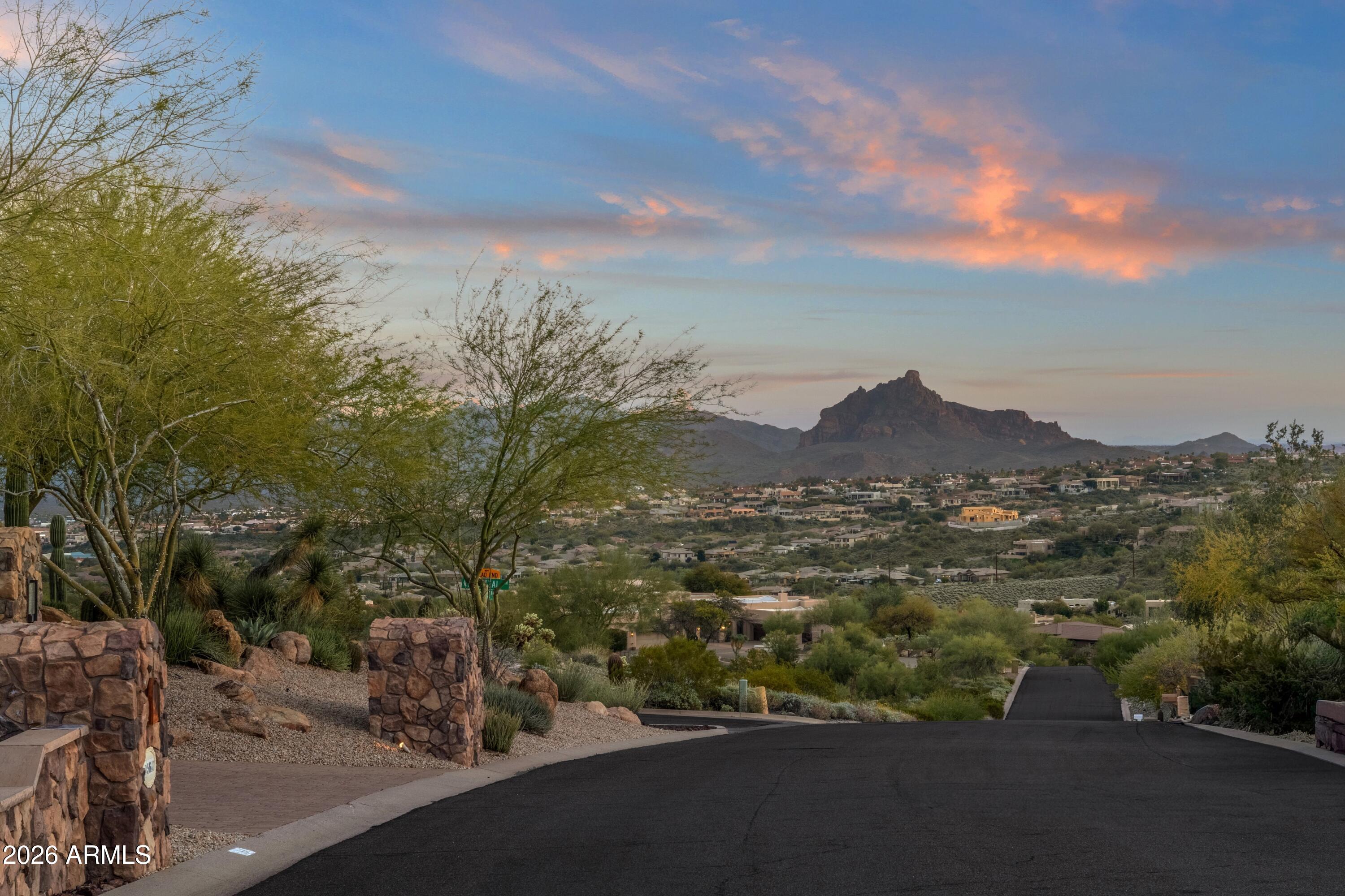 FOUNTAIN HILLS ARIZONA NO. 506-C BLOCK 2 LOTS 10 T - Residential
