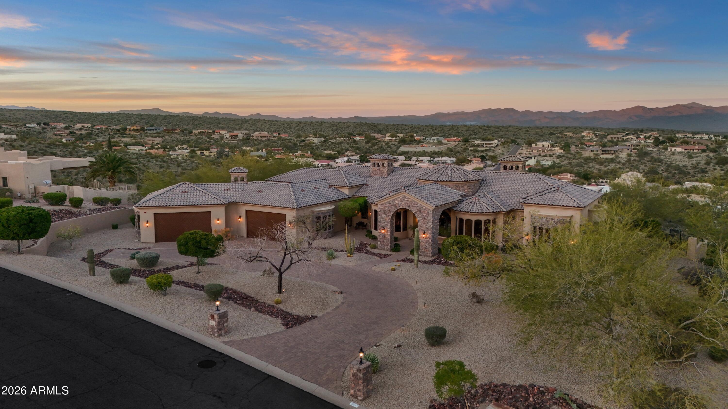 FOUNTAIN HILLS ARIZONA NO. 506-C BLOCK 2 LOTS 10 T - Residential