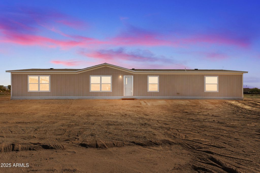 Photo of 37809 W Illini Street, Tonopah, AZ 85354 (MLS # 6959088)