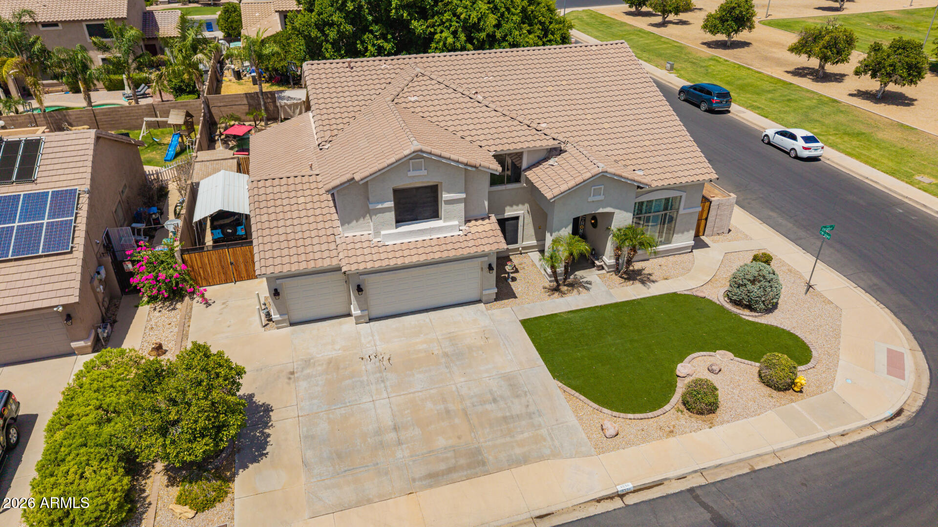 4530 E DECATUR Street
