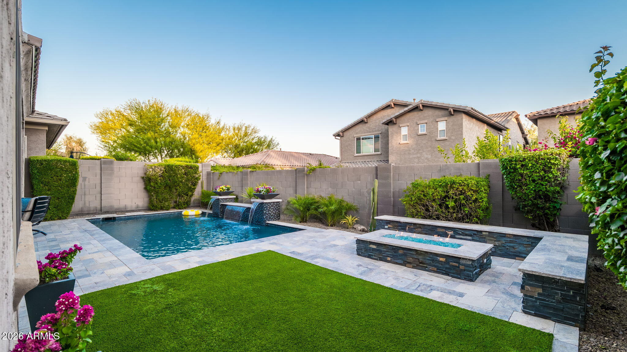 DESERT RIDGE SUPERBLOCK 7 NORTH PARCEL 2 - Residential