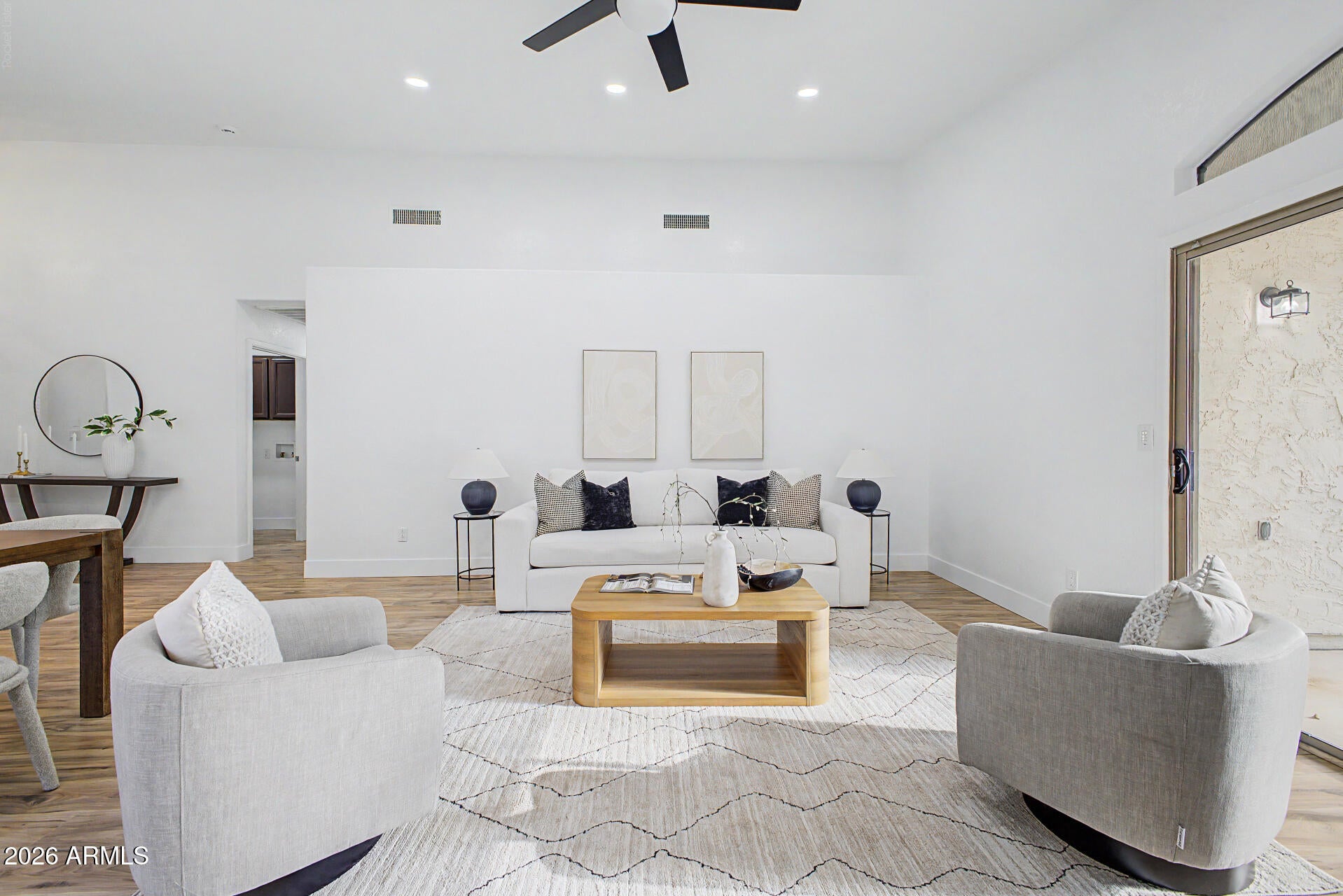 3152 N 83RD Place