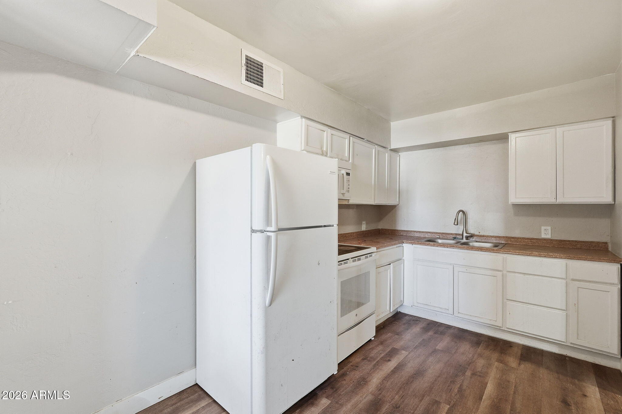 2041 W GEORGIA Avenue