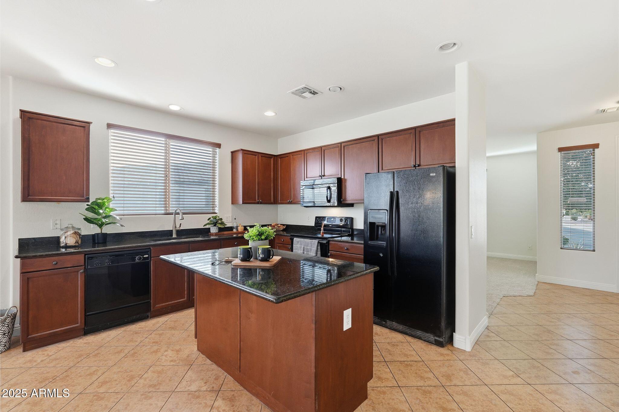 San Tan Valley, Arizona 85144, United States, 4 Bedrooms Bedrooms, ,2 BathroomsBathrooms,Residential,Active,191921