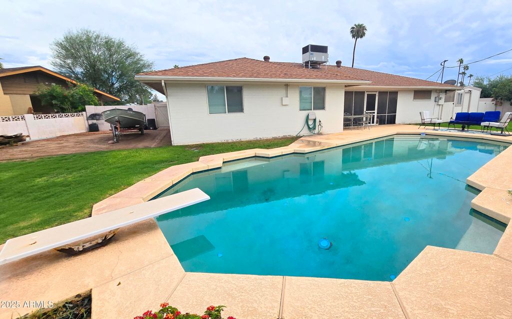 Photo of 2704 S Terrace Road, Tempe, AZ 85282 (MLS # 6932935)