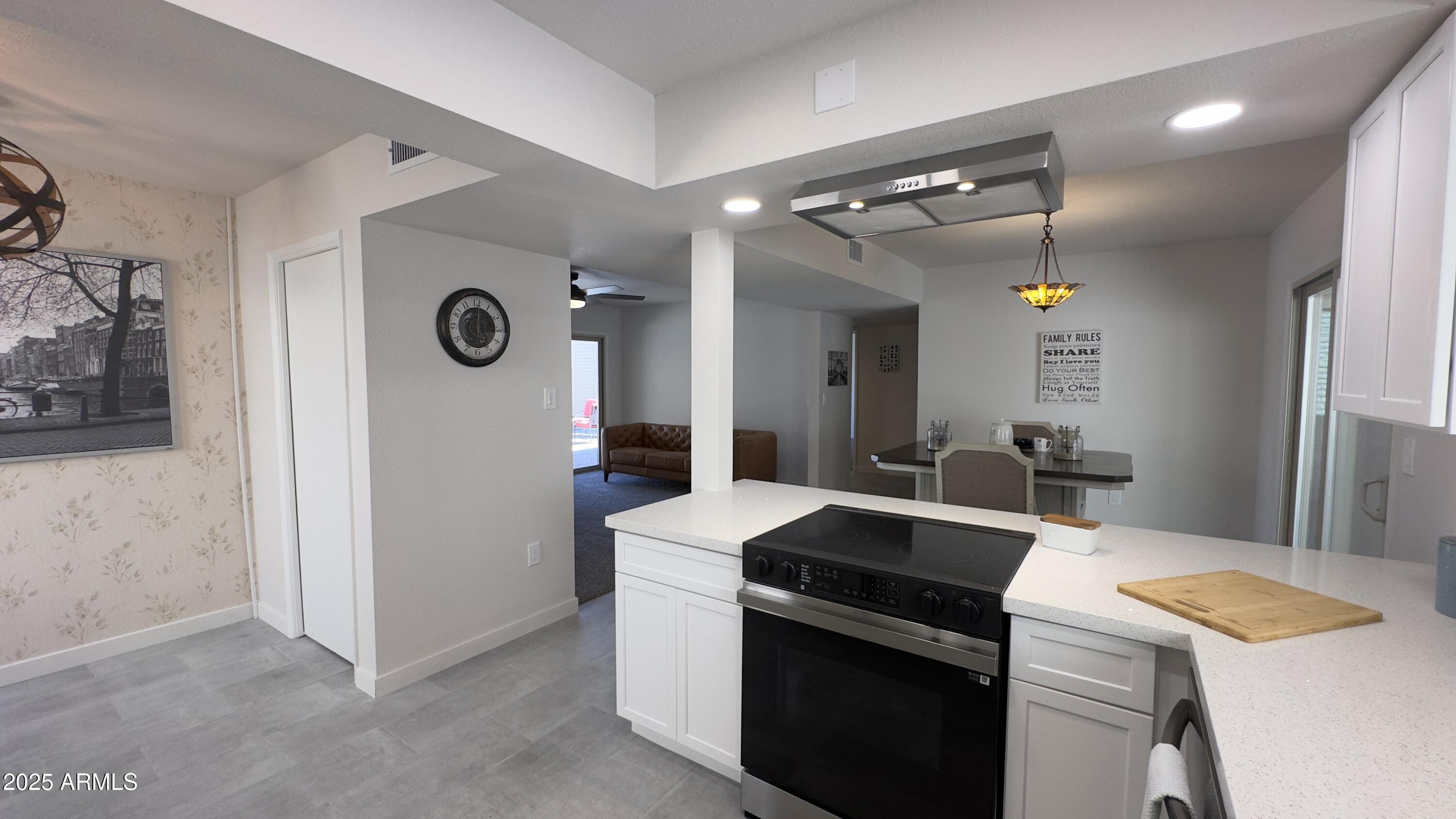 13636 N DEL WEBB Boulevard