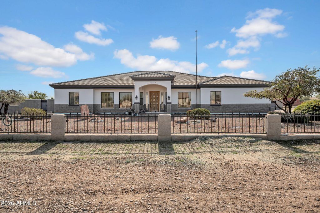 Photo of 19349 W Windsor Avenue, Buckeye, AZ 85396 (MLS # 6971115)