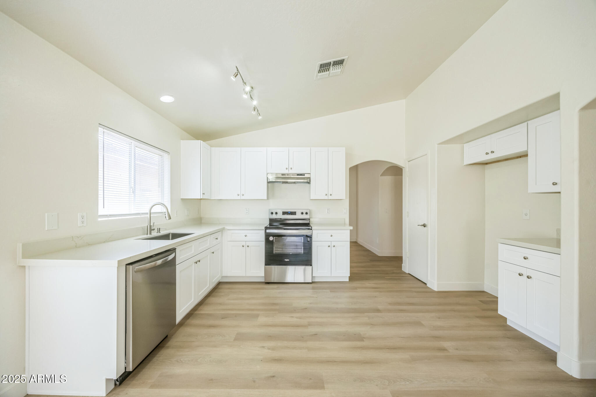 22010 W SOLANO Drive