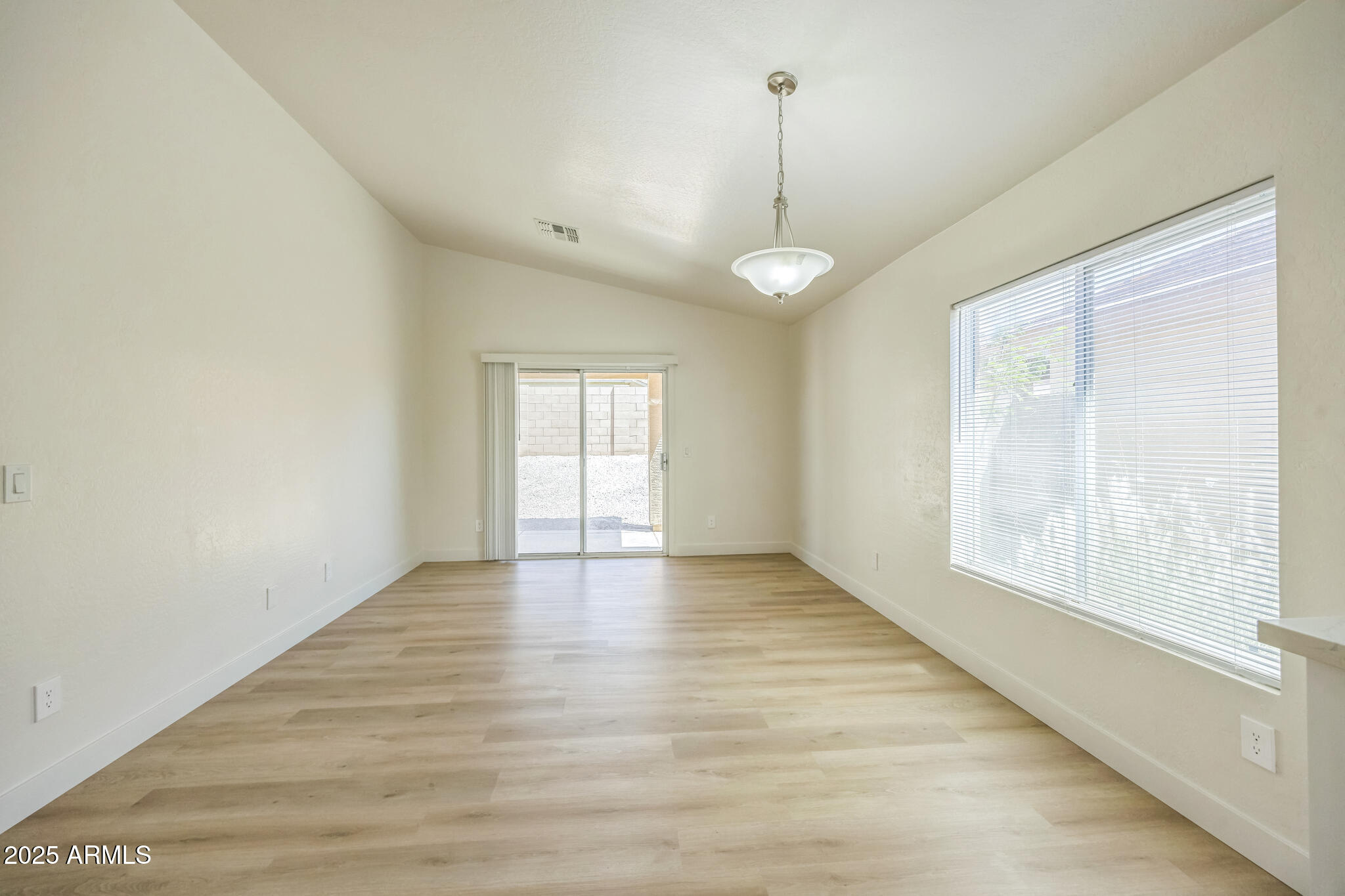 22010 W SOLANO Drive