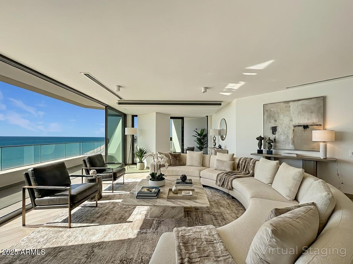 609 Las Palomas -- PH3