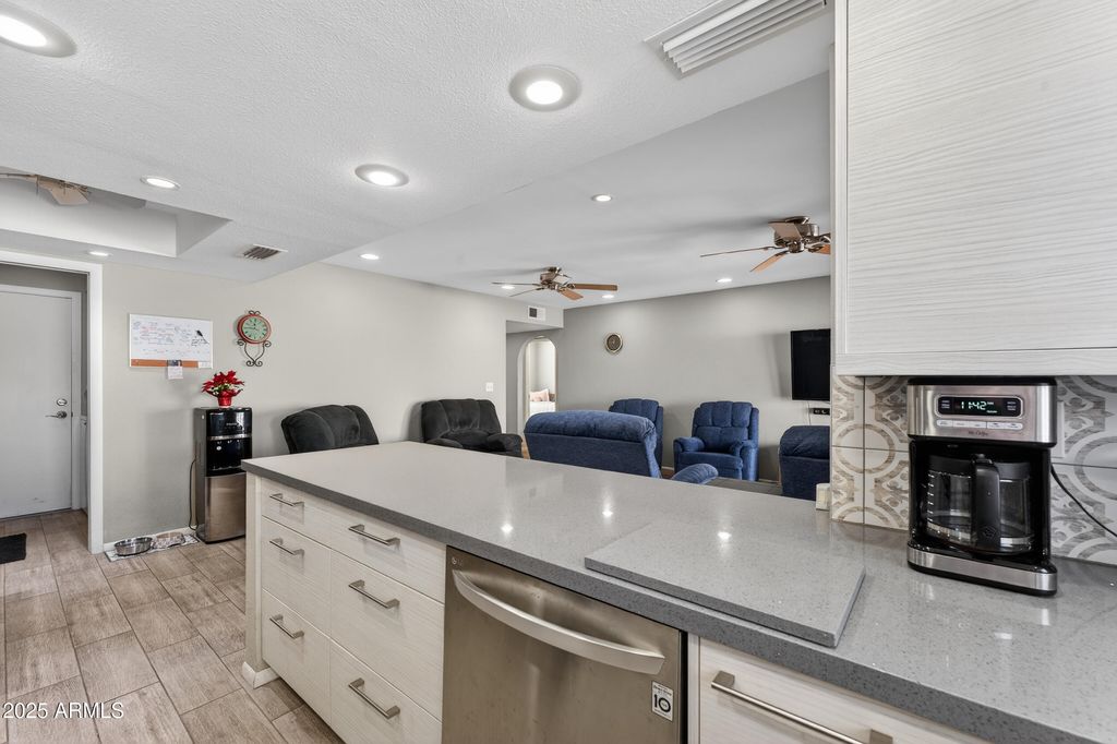 Photo of 828 W Rice Drive, Tempe, AZ 85283 (MLS # 6955968)