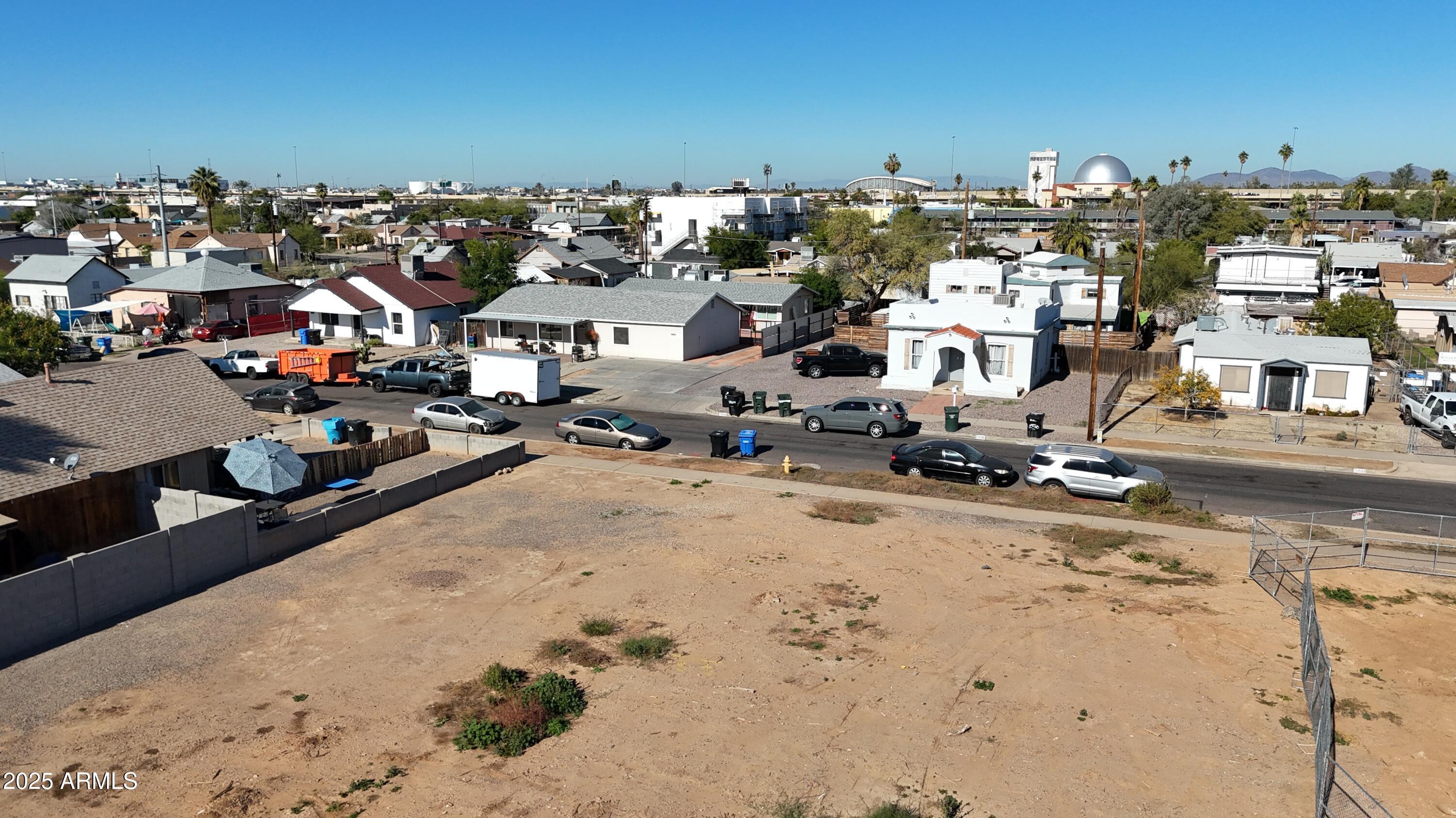 1521 W MCKINLEY Street 18