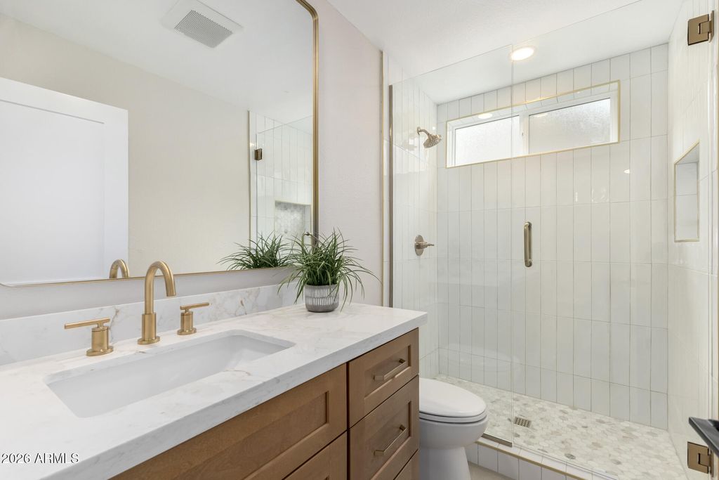 Photo of 942 E Driftwood Drive, Tempe, AZ 85283 (MLS # 6988952)