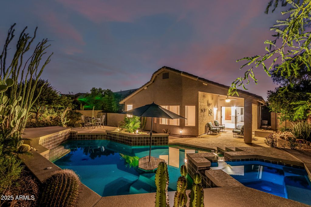 Photo of 2335 N Adair Circle, Mesa, AZ 85207 (MLS # 6932532)