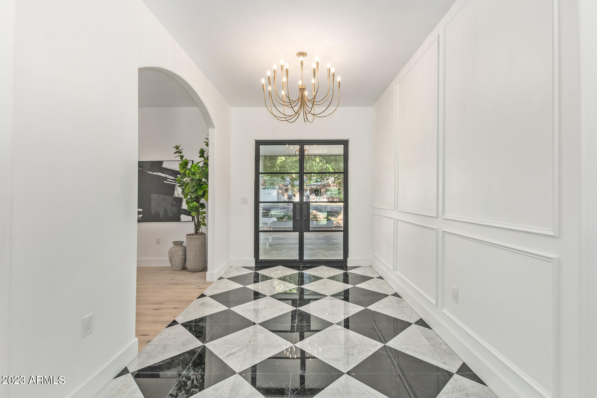 WHITCOMBS ROUNDUP RANCHOS - Residential