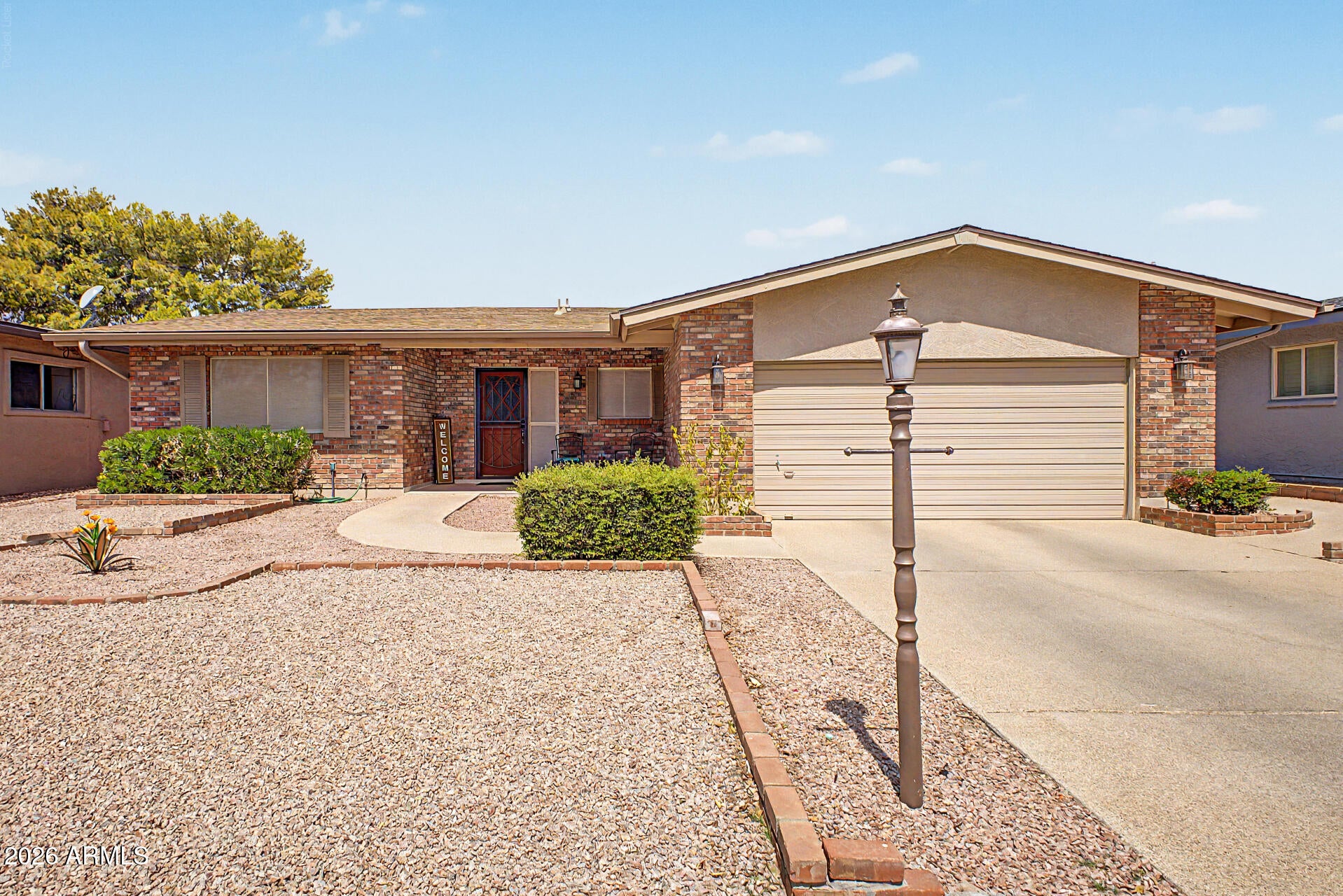 2256 N MIDDLECOFF Drive