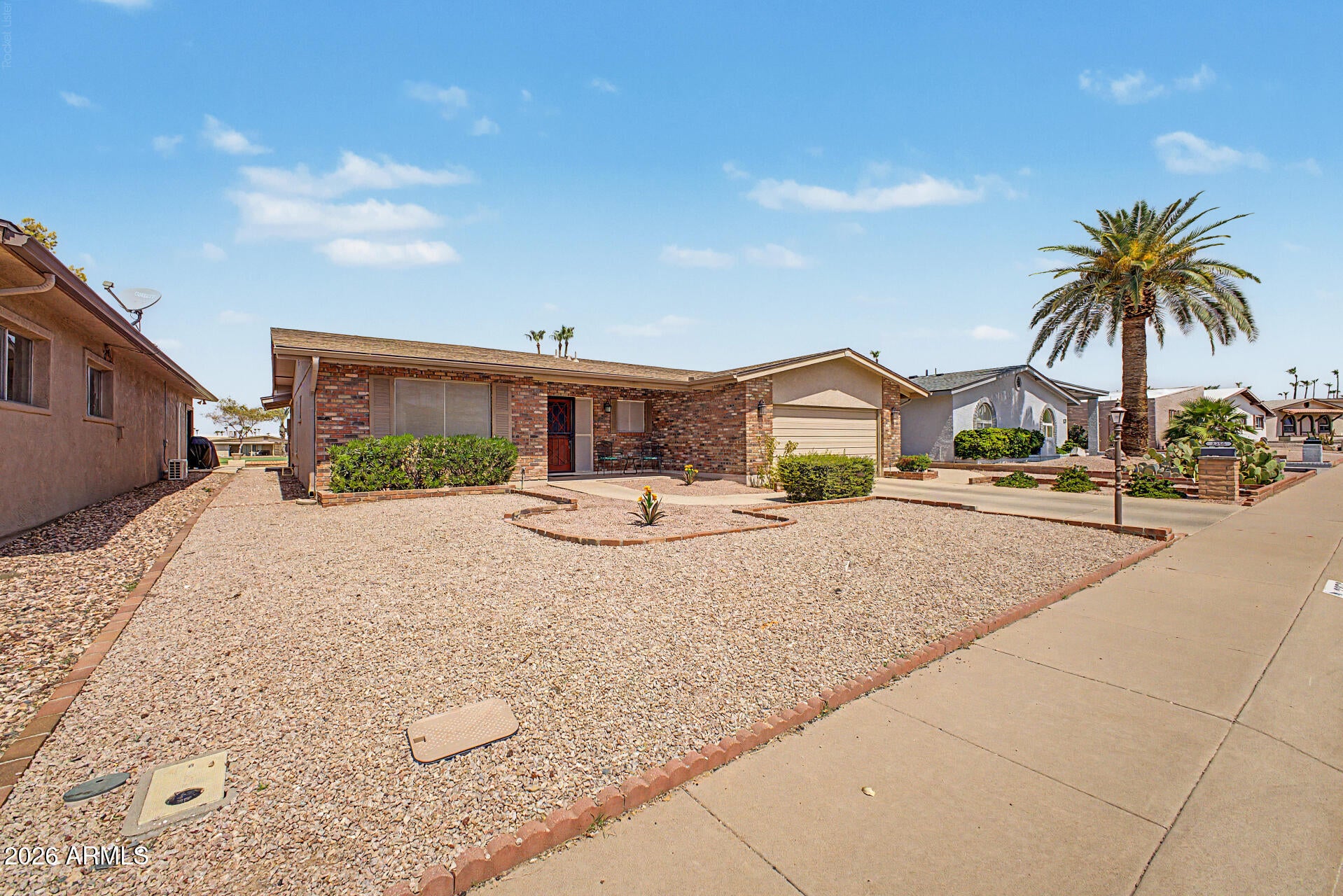 2256 N MIDDLECOFF Drive