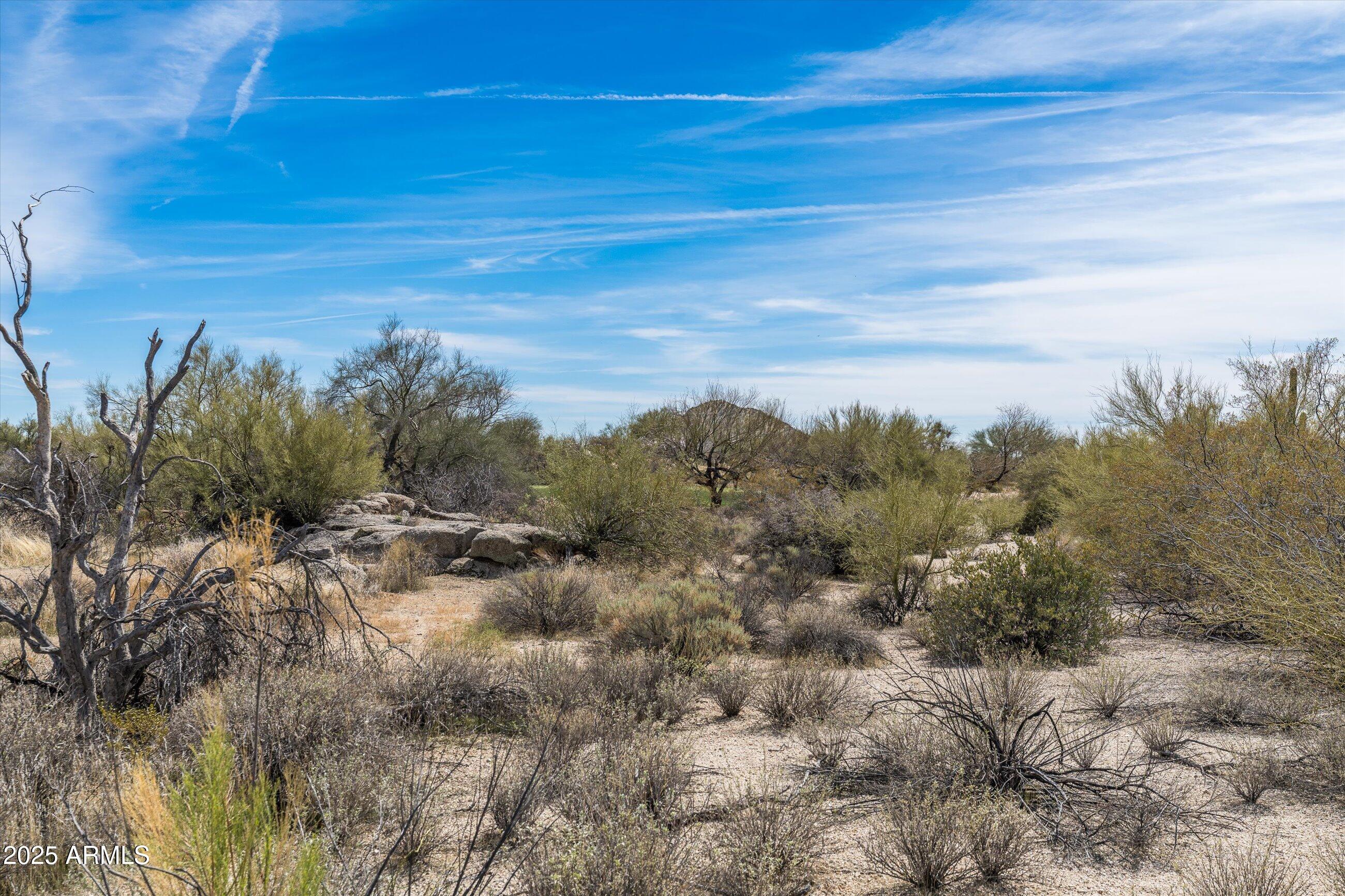 WHISPER ROCK - Residential