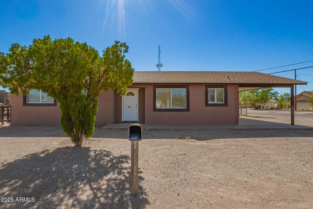 Photo of 105 W 8th Street, Eloy, AZ 85131 (MLS # 6940100)