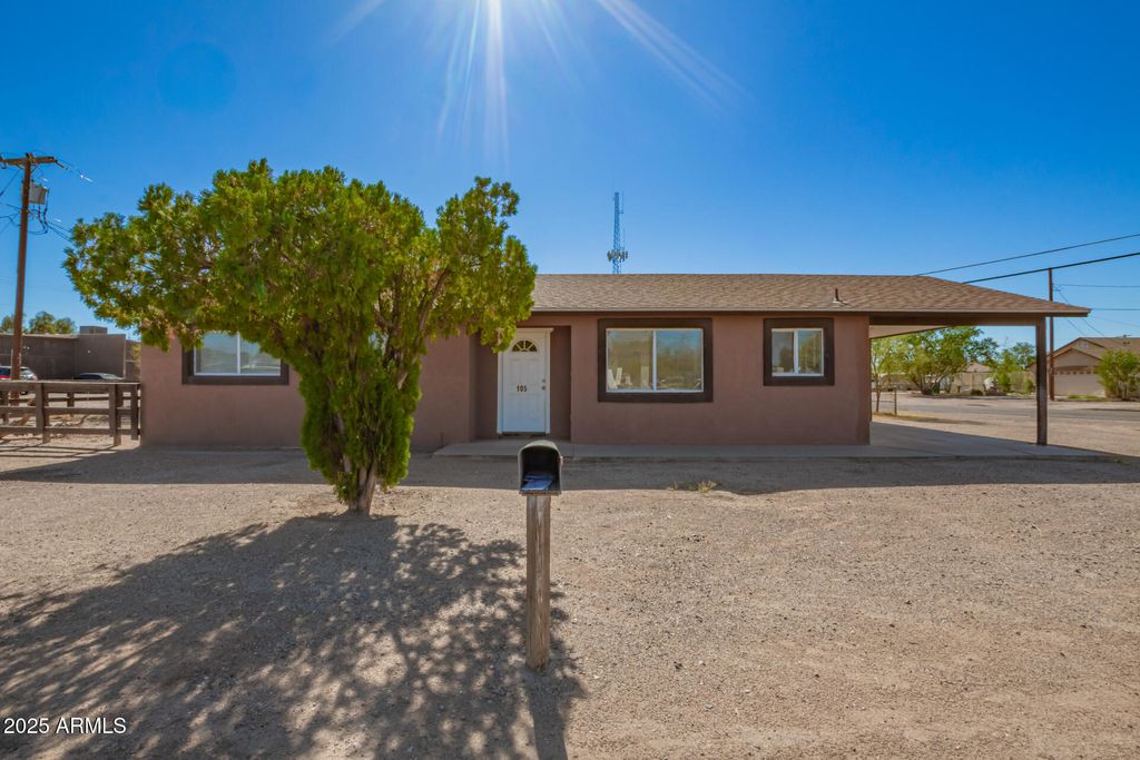 Photo of 105 W 8th Street, Eloy, AZ 85131 (MLS # 6940100)