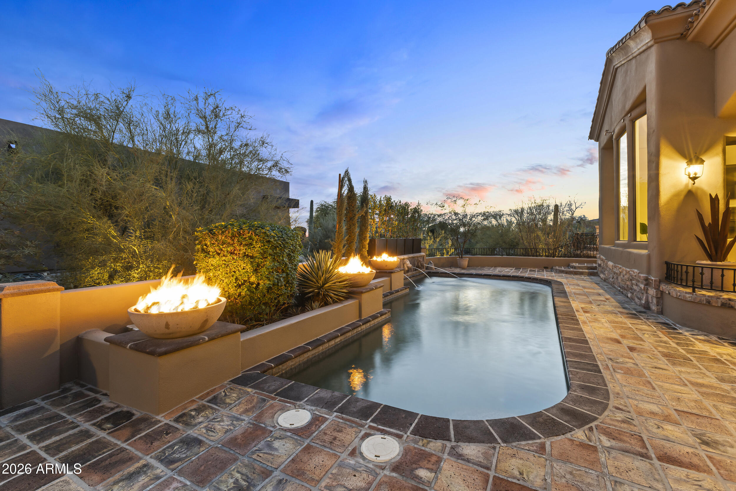 10511 E SKINNER Drive