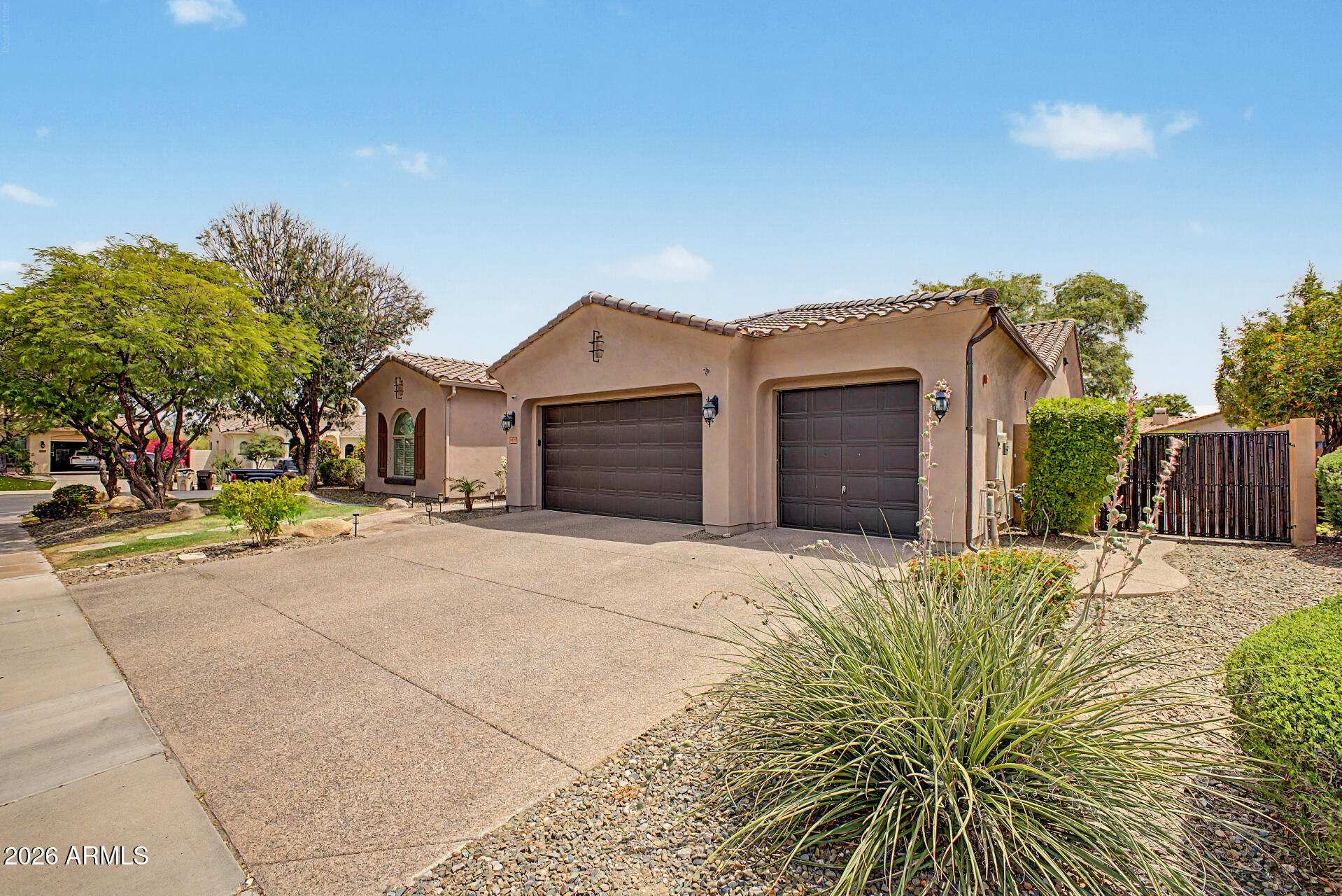 12071 W MORNING VISTA Drive