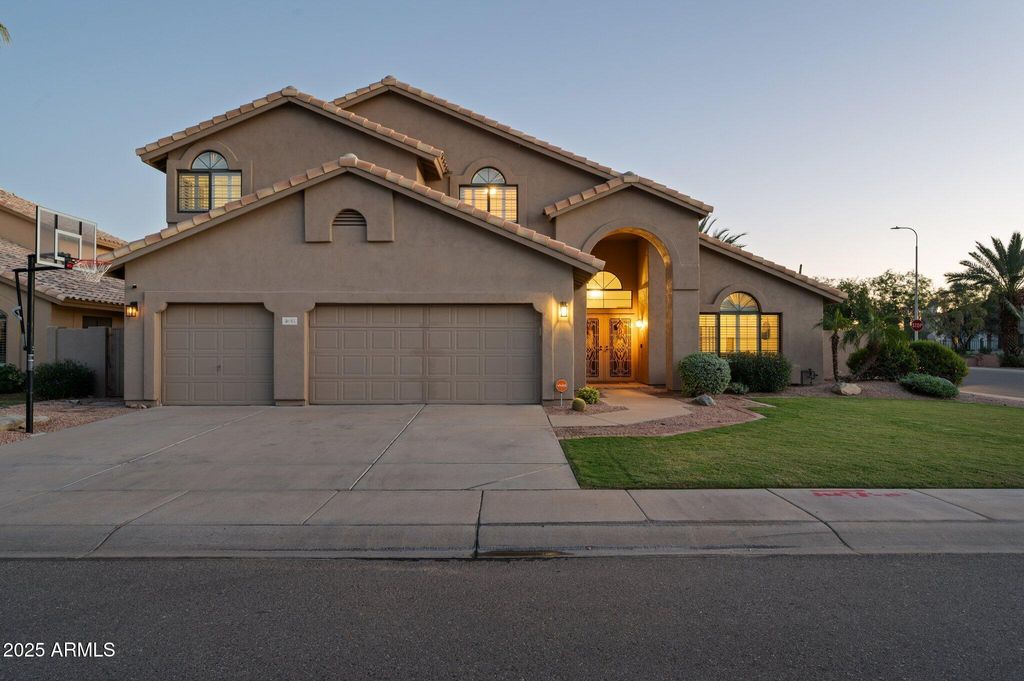 Photo of 3683 W Barcelona Drive, Chandler, AZ 85226 (MLS # 6931319)