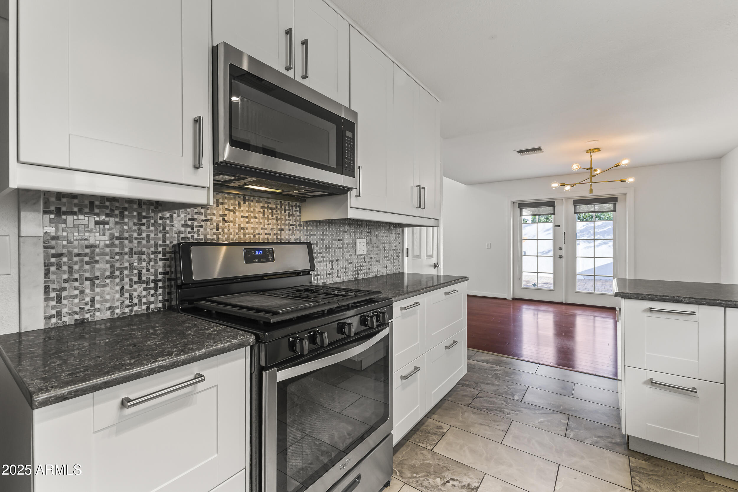 324 W CULVER Street 2