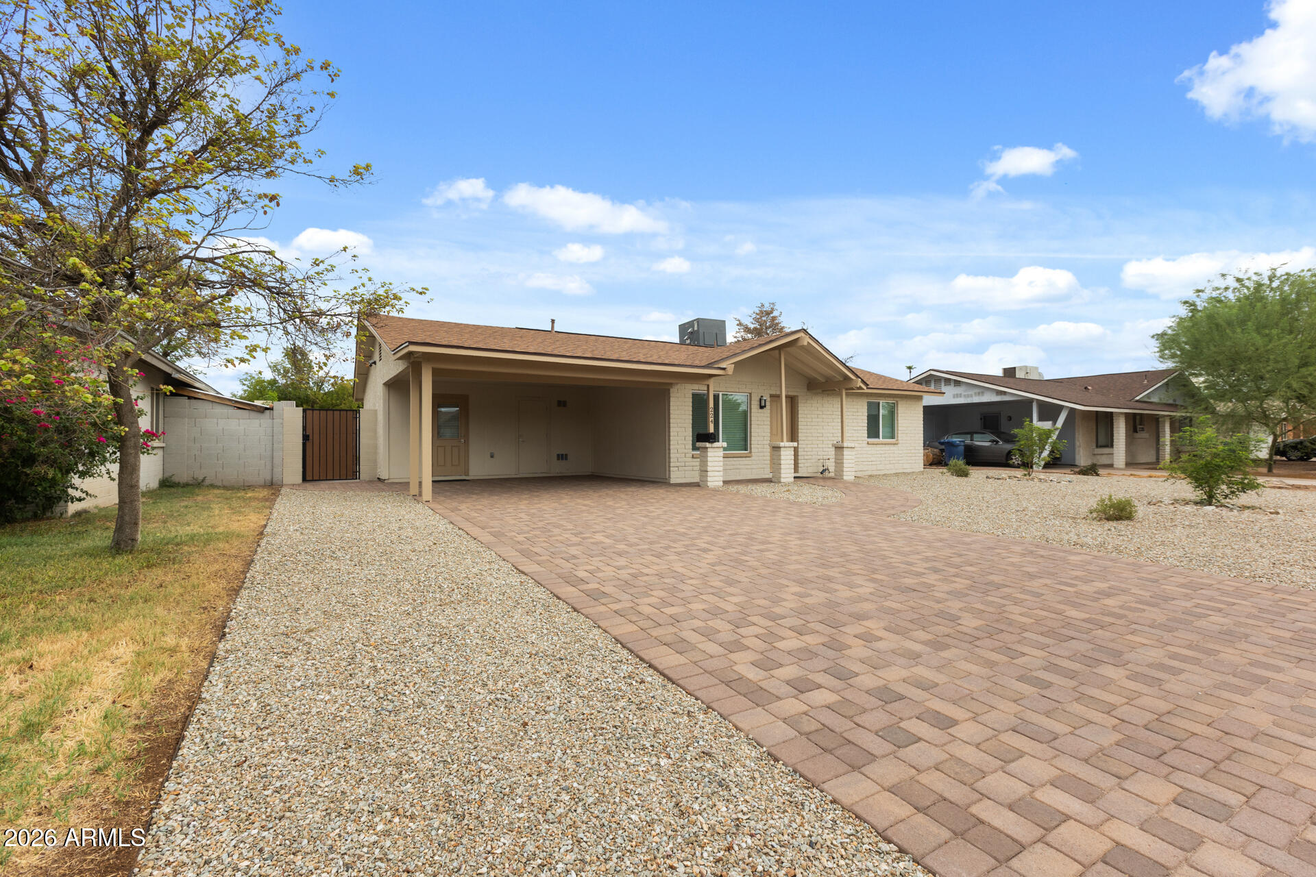 224 E OXFORD Drive