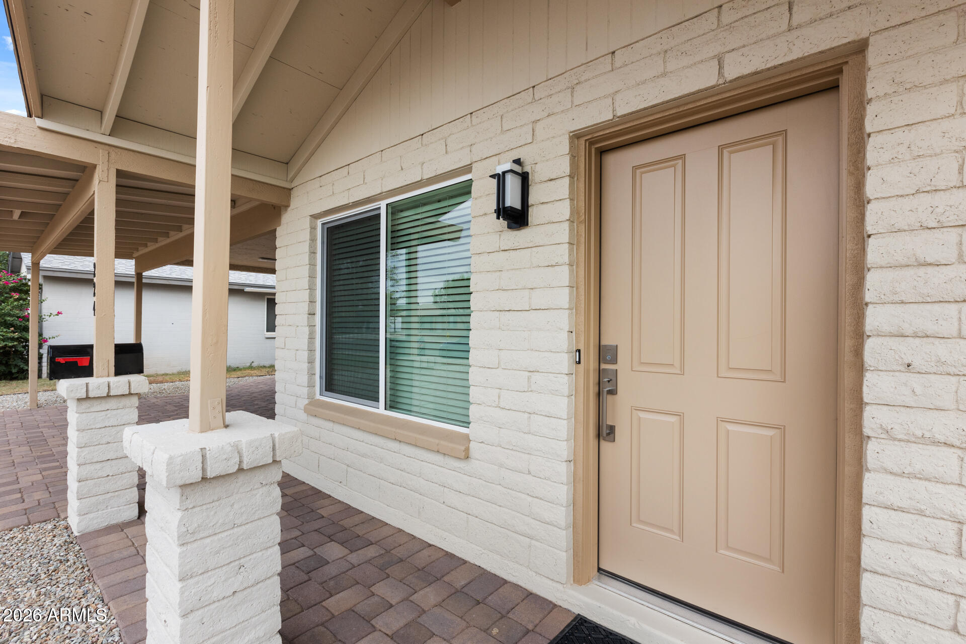 224 E OXFORD Drive