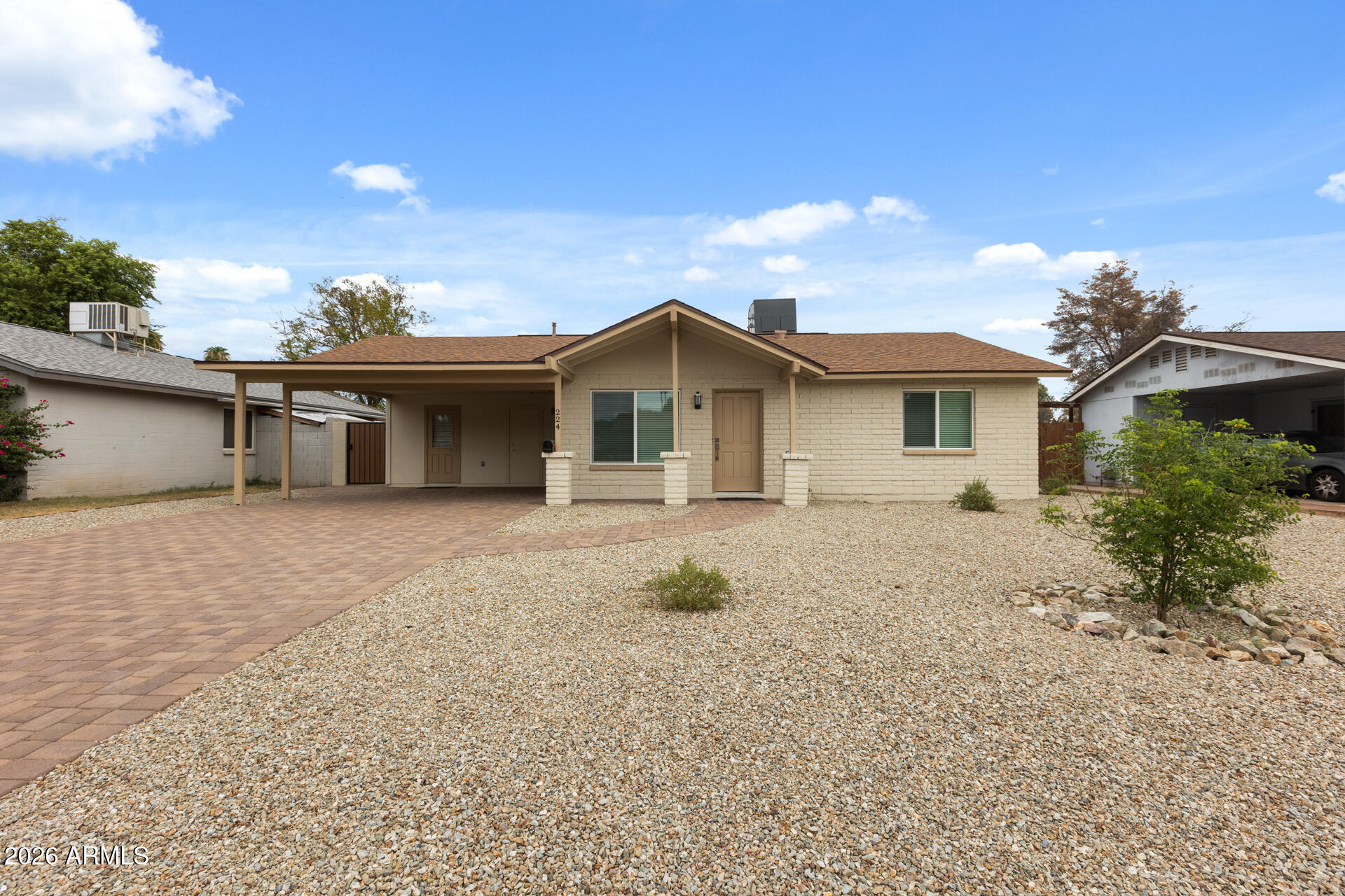224 E OXFORD Drive