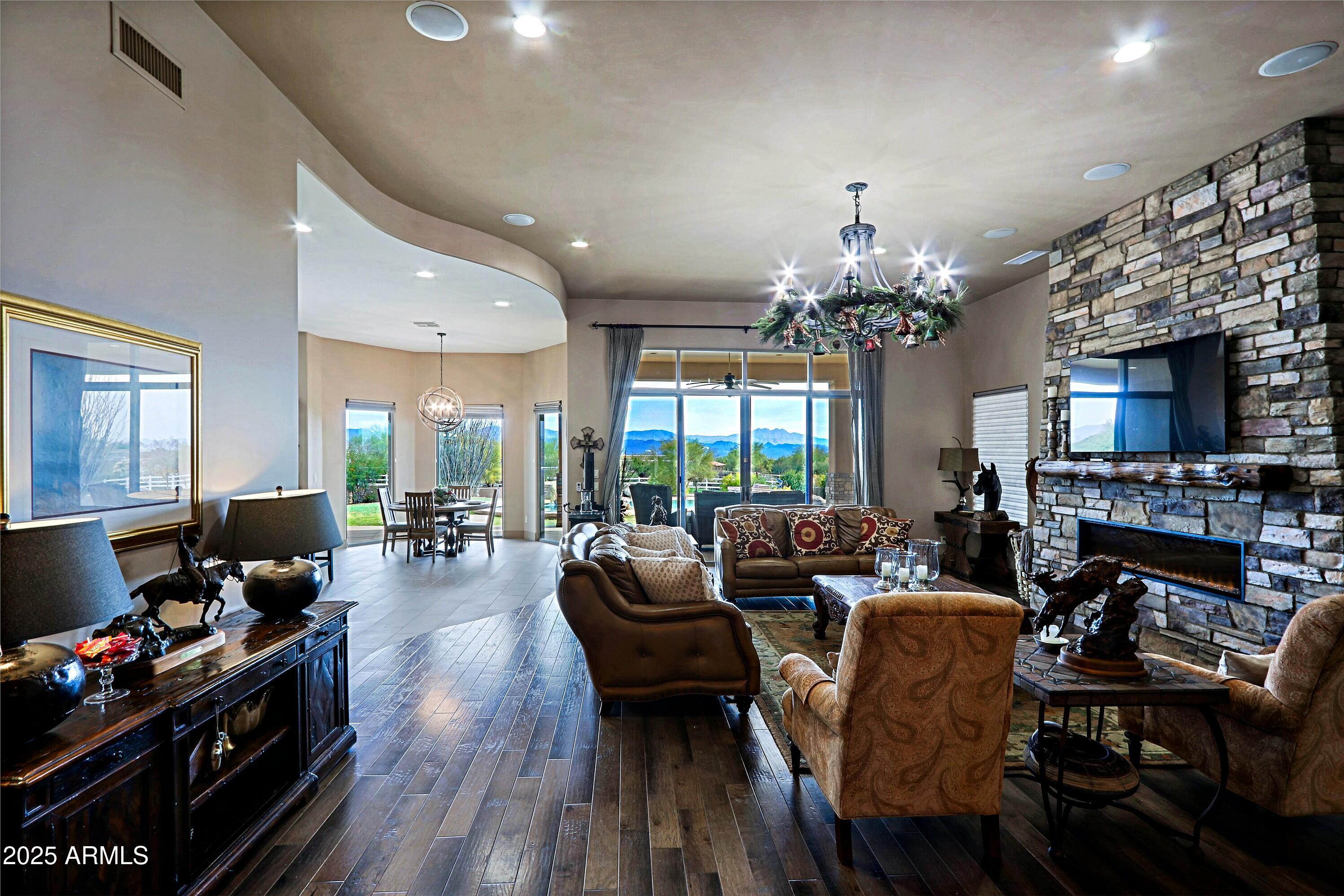 14904 E LOWDEN Court