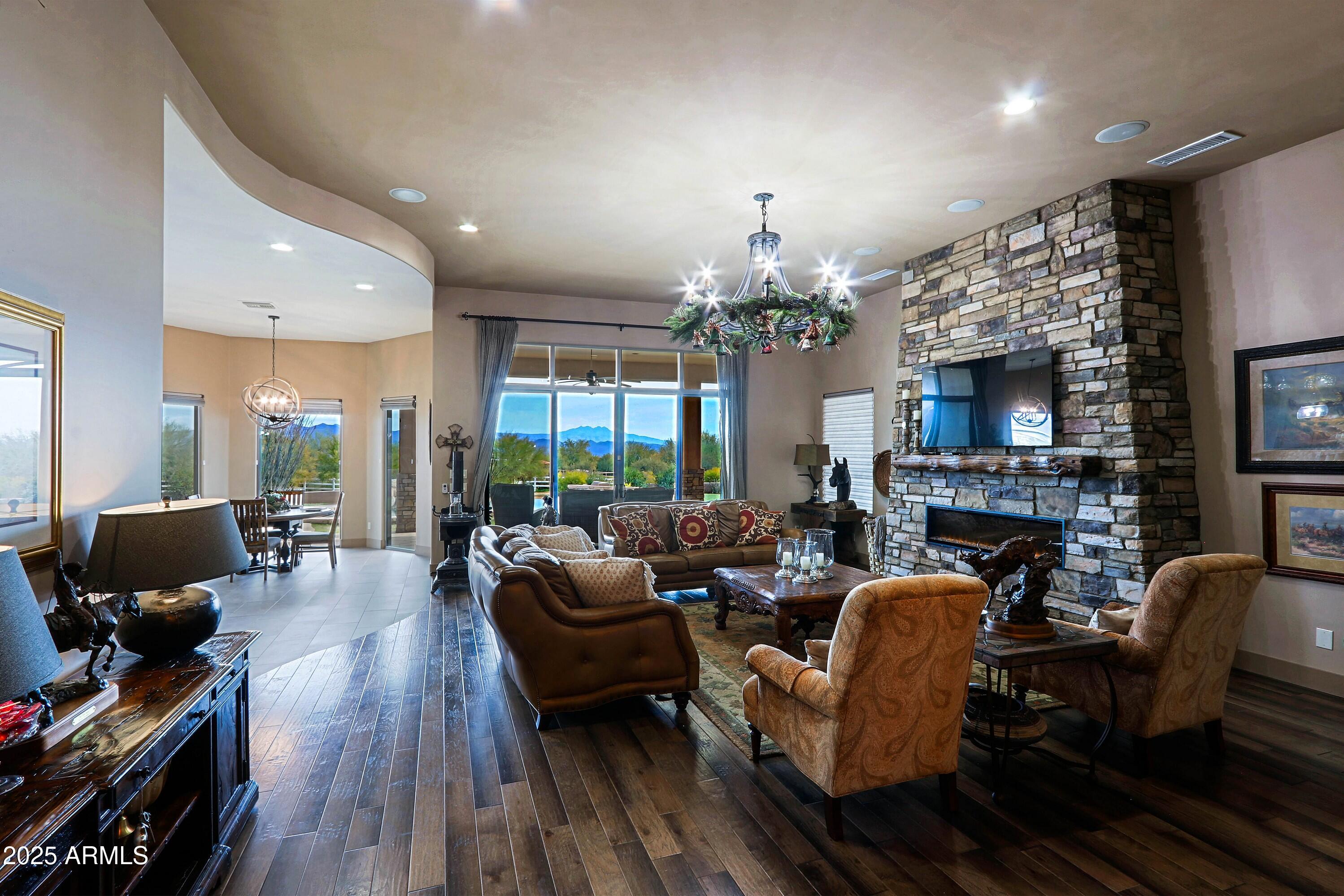 14904 E LOWDEN Court