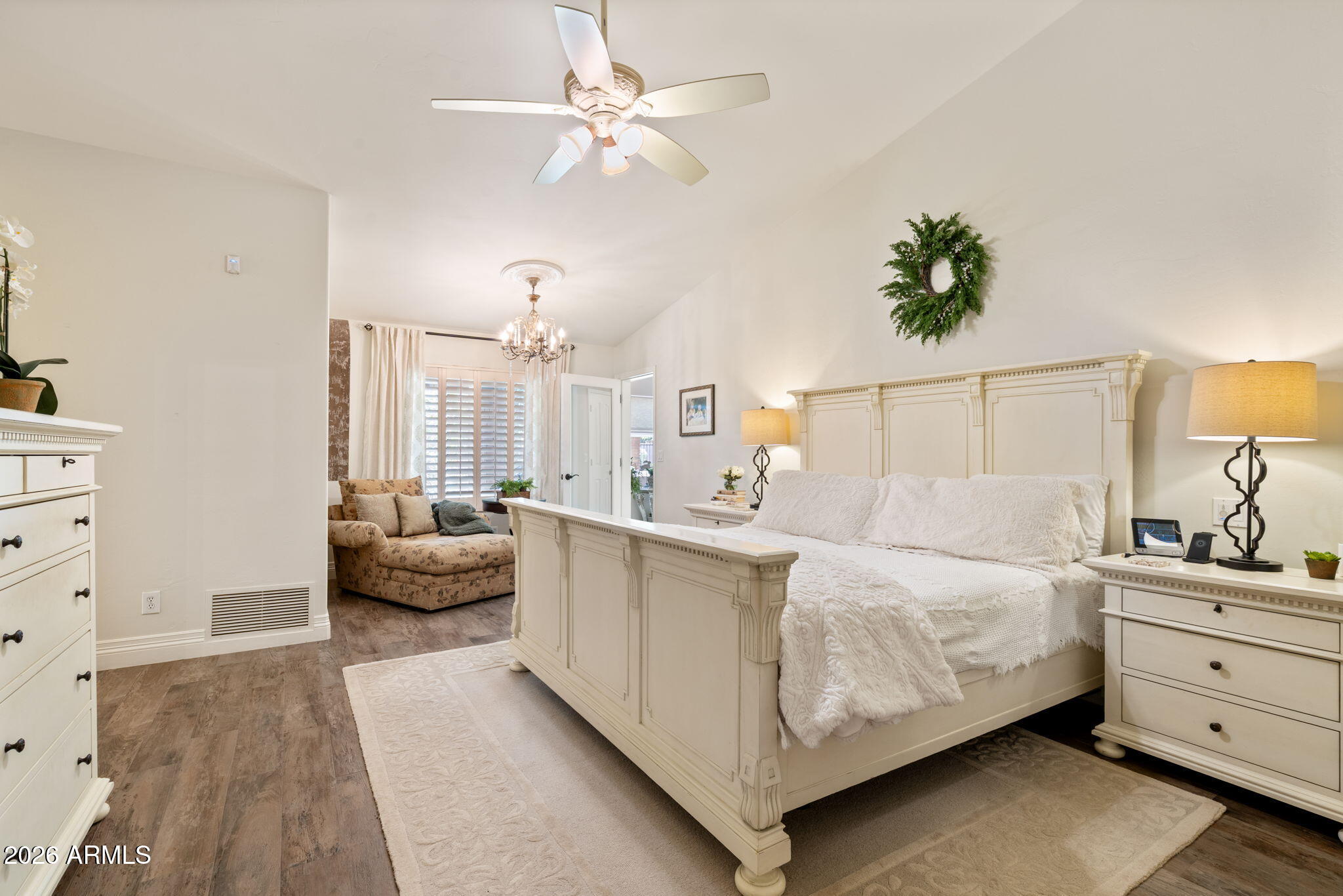 Custom Estate - Residential
