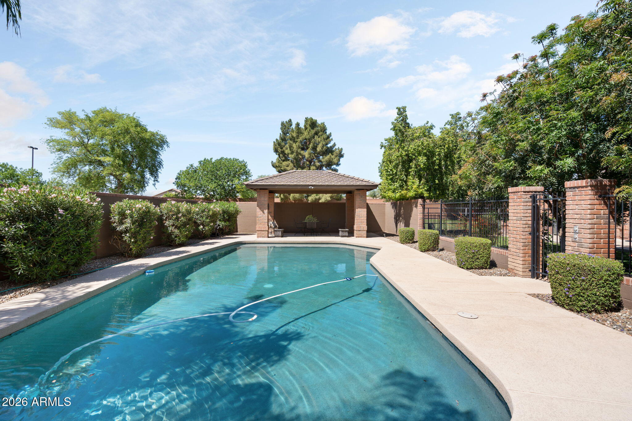 Custom Estate - Residential