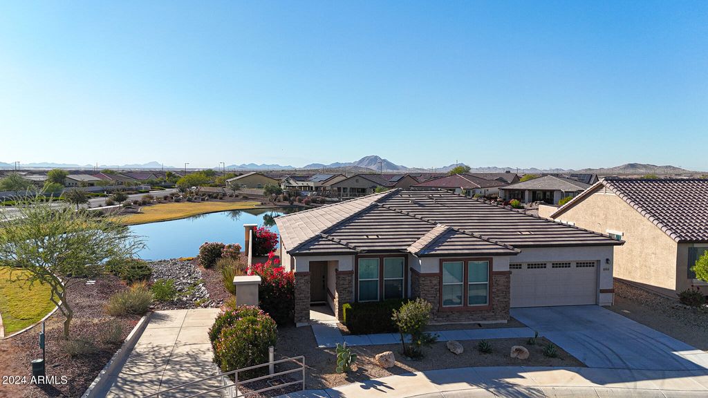 Photo of 16914 S 180th Avenue, Goodyear, AZ 85338 (MLS # 7002085)