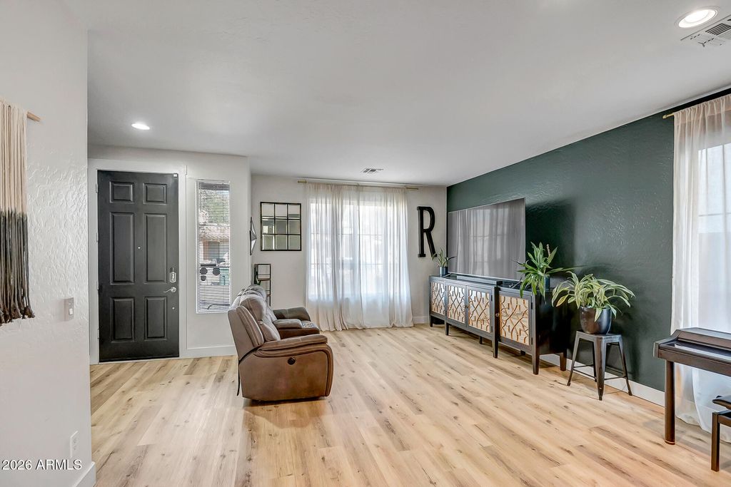 Photo of 3345 W Thoreau Lane, Anthem, AZ 85086 (MLS # 6981534)